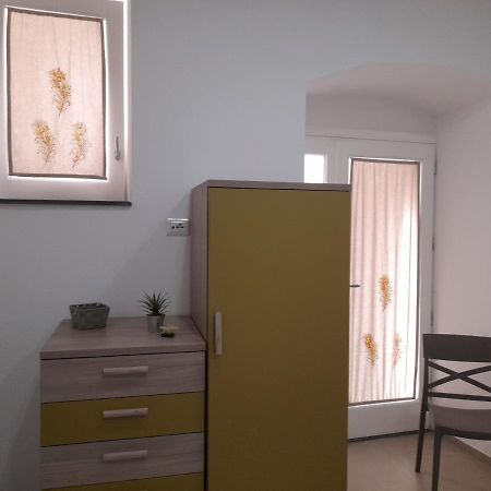 Ortigia Spartan House 3 Syracuse ภายนอก รูปภาพ