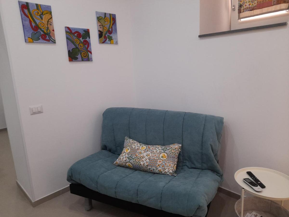 Ortigia Spartan House 3 Syracuse ภายนอก รูปภาพ